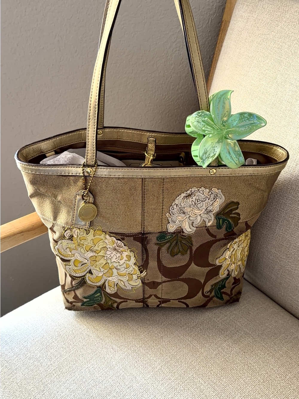 Floral Embroidered Tote Bag in Brown and Gold